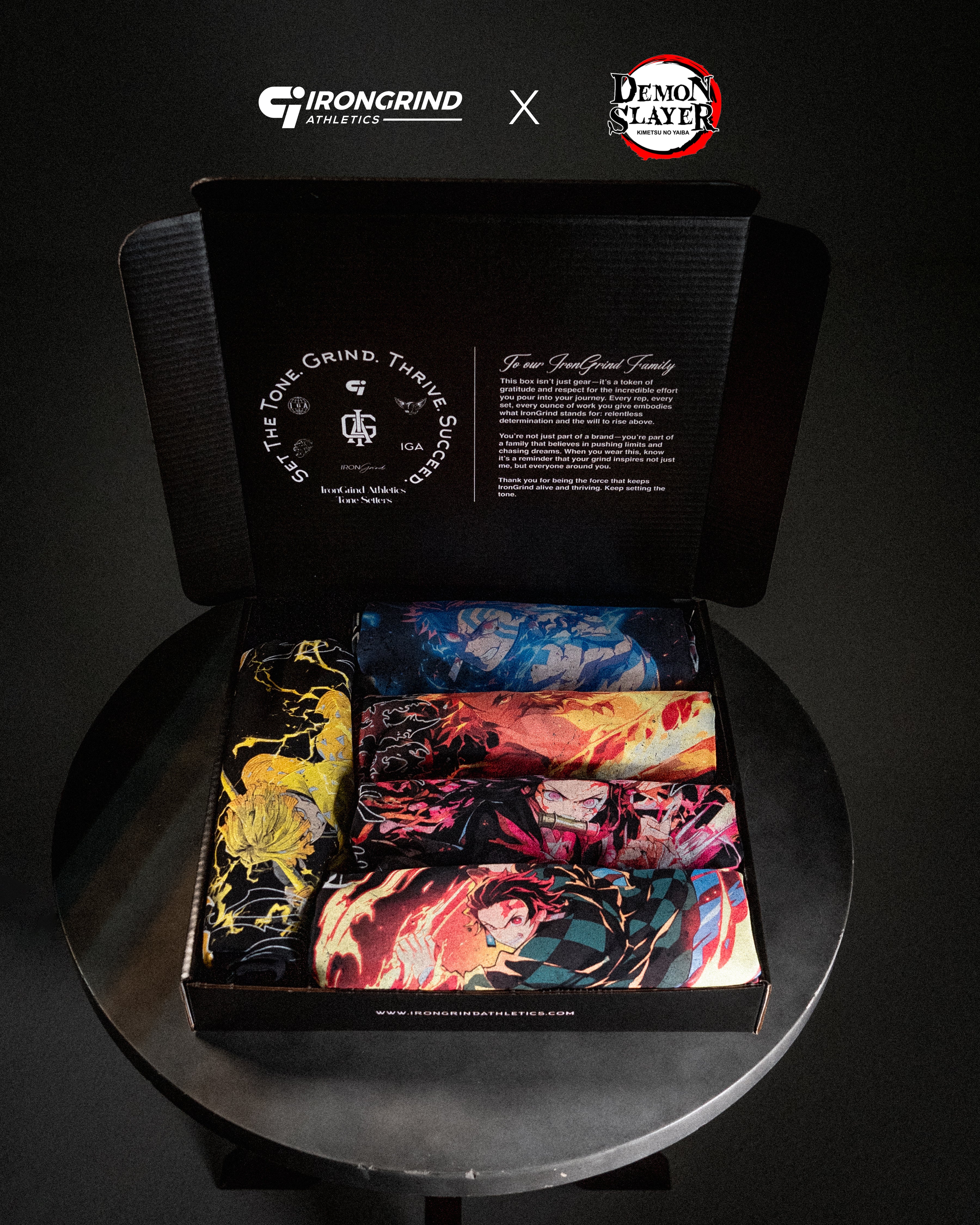 [Limited Edition] 'Demon Slayer: Demon Slayer' Box Bundle