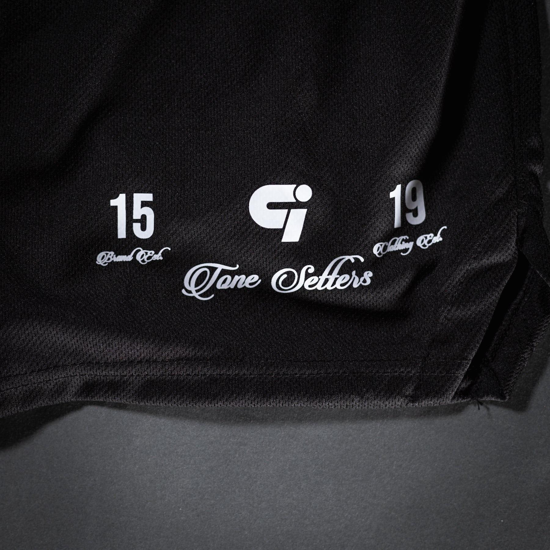 Reborn Signature Shorts | Jet Black