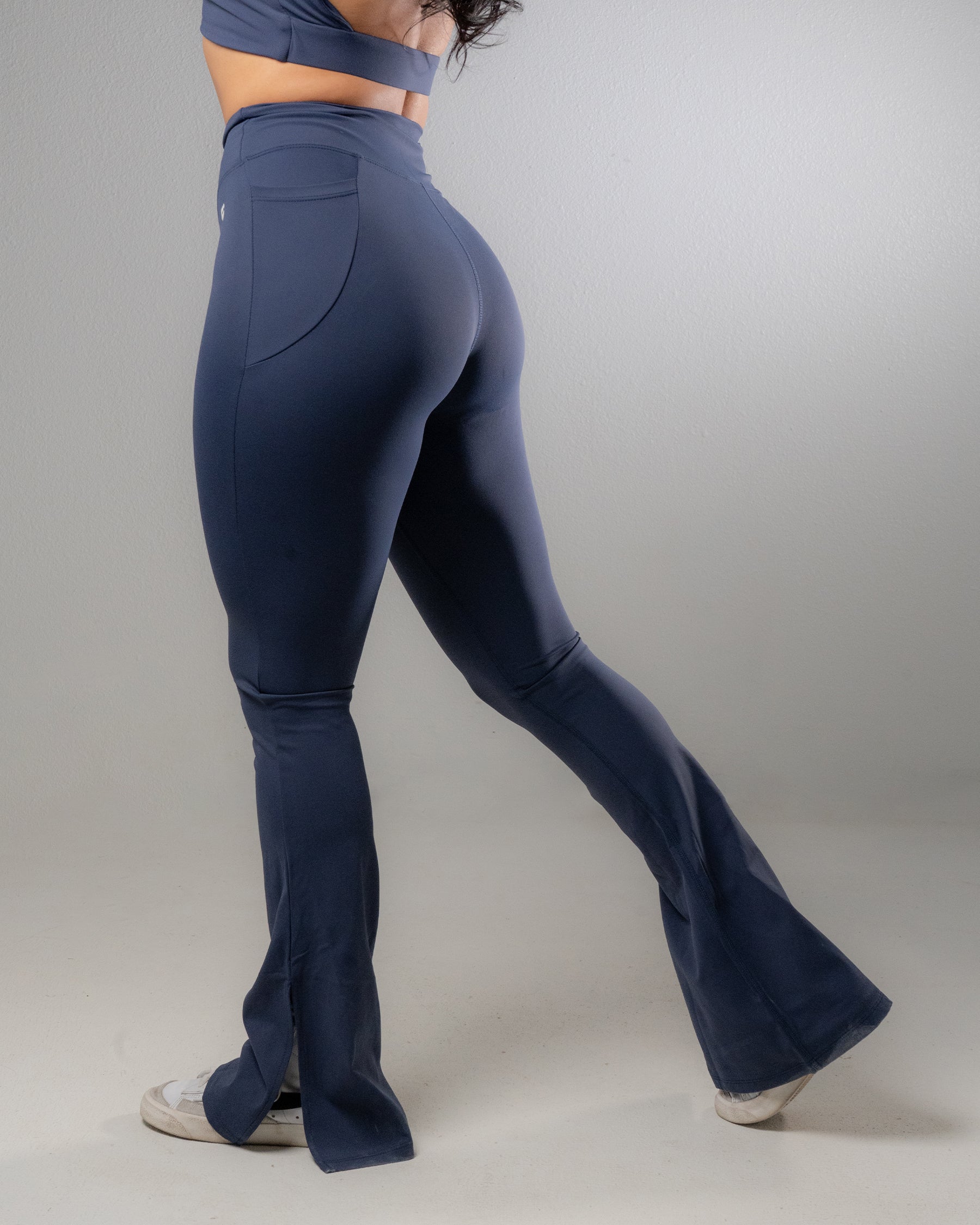 Eclipse Luxe Flare Leggings