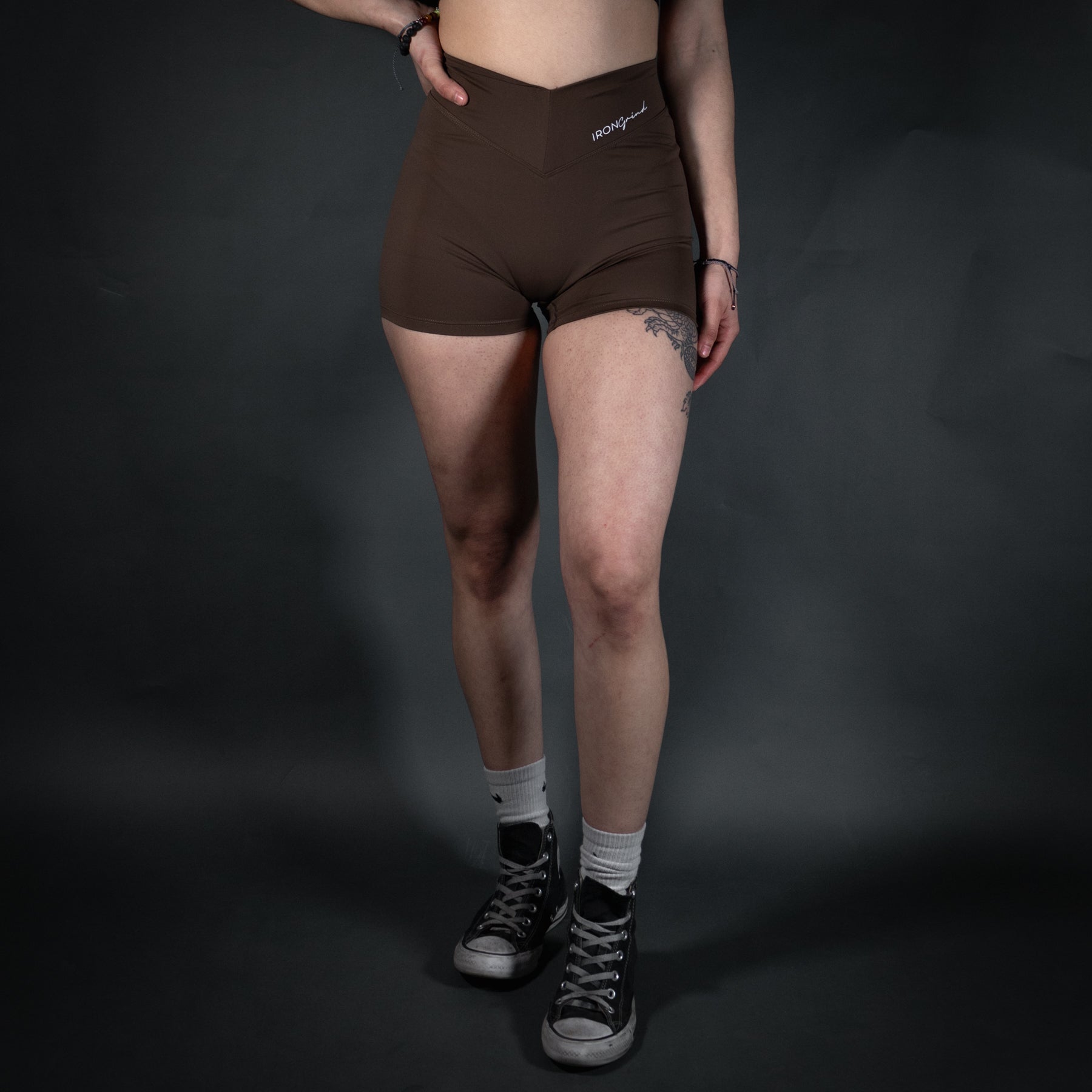 Reborn V- Waist Shorts | Walnut