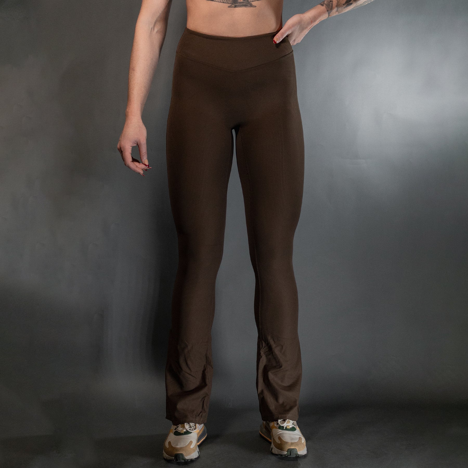 Reborn Flared Leggings | Walnut