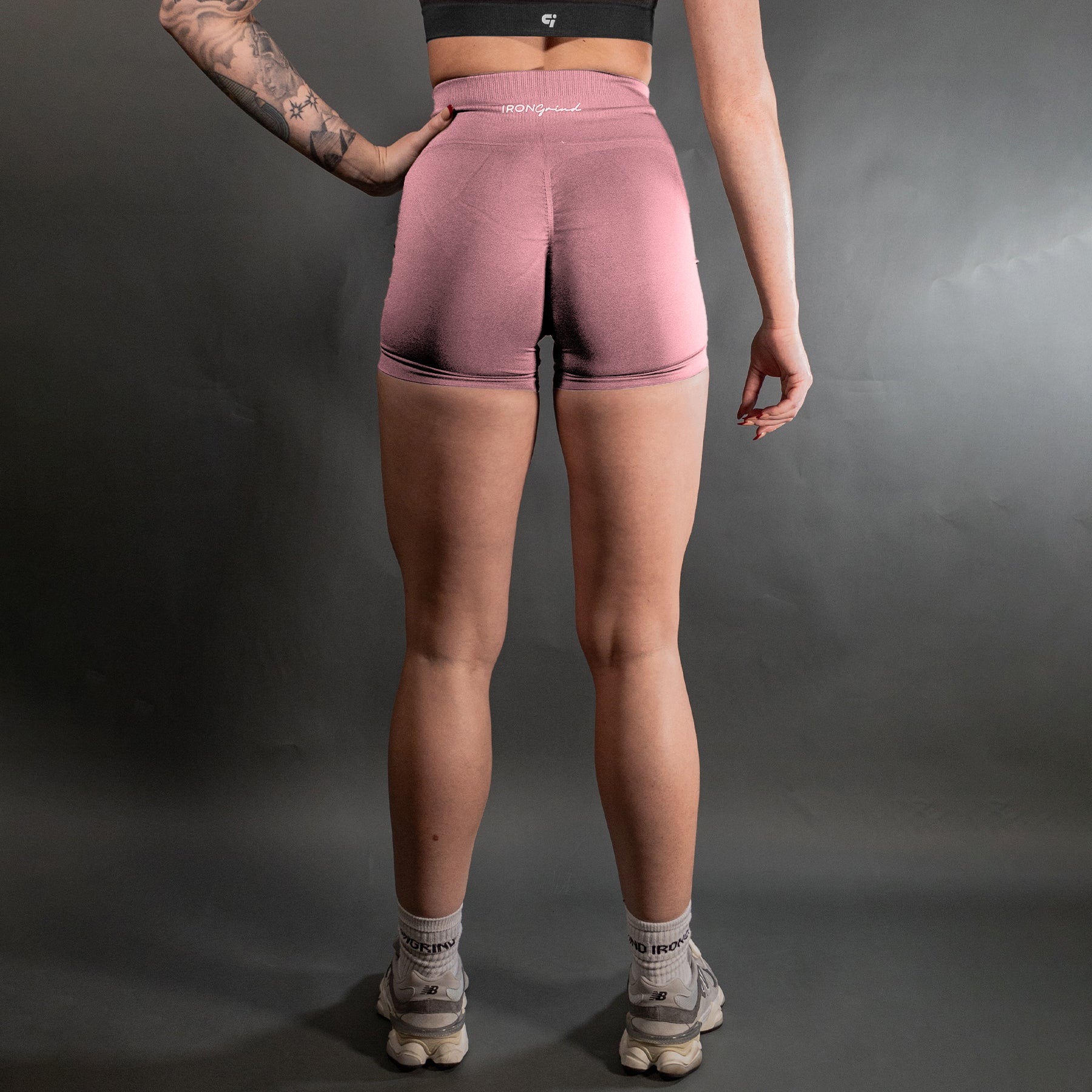 Reborn Contour Seamless Shorts | Baby Pink