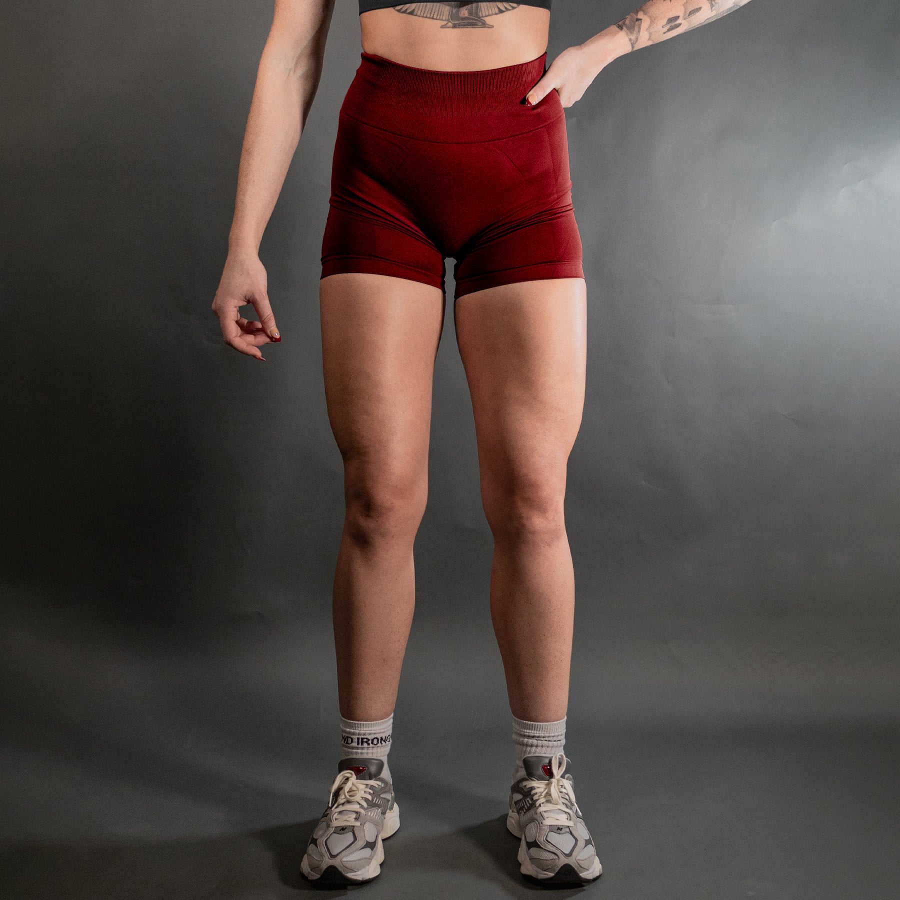 Reborn Contour Seamless Shorts | Scarlet